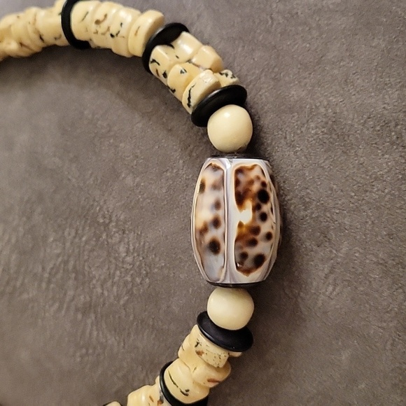 Vtg Estate Baroque Tiger Cowrie Shell Bone Beaded Tribal Nomad Necklace - Picture 2 of 11